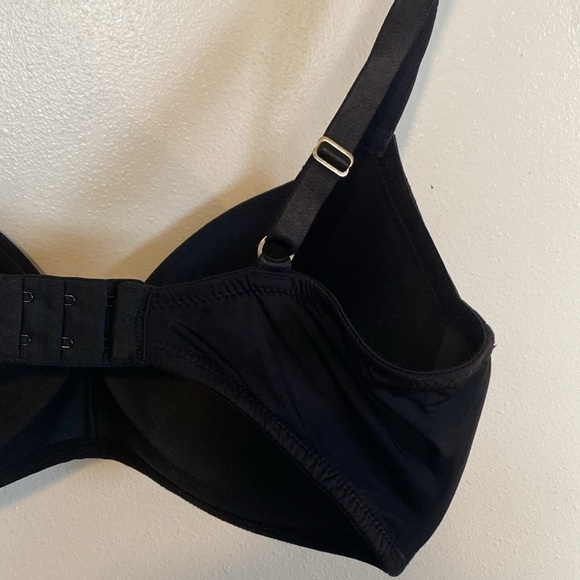 Natori  black Soft Comfort Seamless Revelation contour padded underwire Bra - Picture 7 of 12